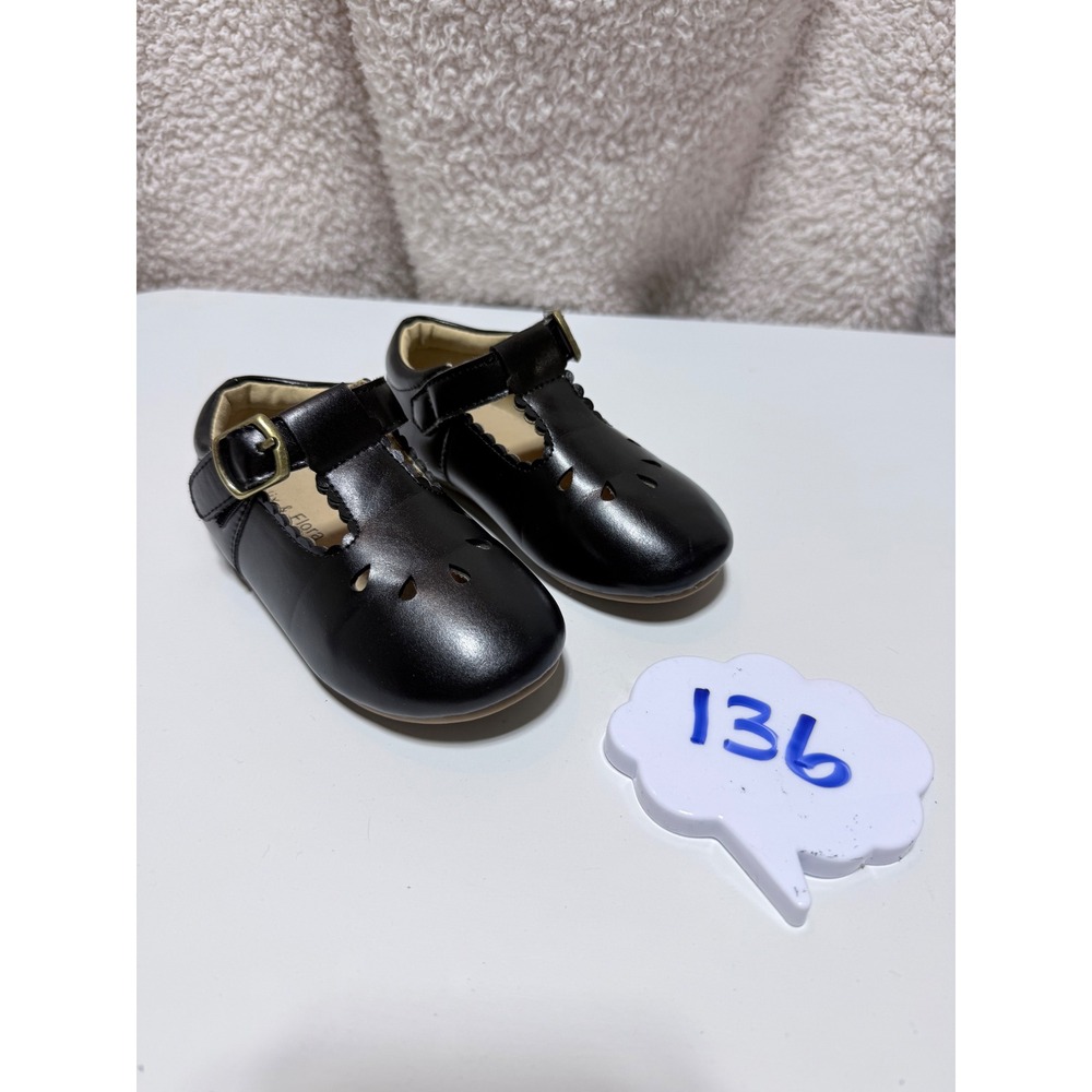 Felix & Flora Girls Black Mary Jane T-Strap Dress Shoes Scalloped Size 8 16.1cm